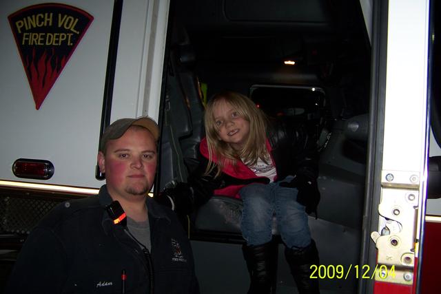 FF NEAL AND NEICE BEFORE CHRISTMAS PARADE '09